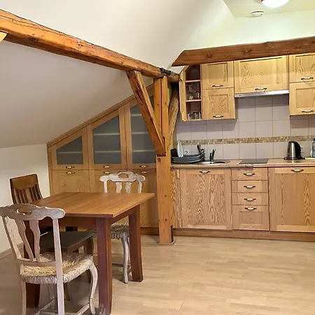 Tarasy Wang Bed & Breakfast 3*
