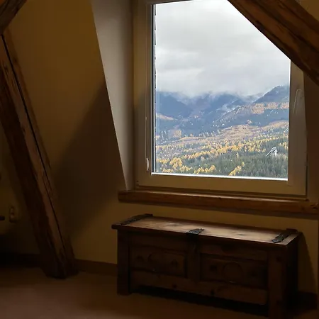 Tarasy Wang Couette-café