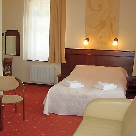 Tarasy Wang Couette-café 4*