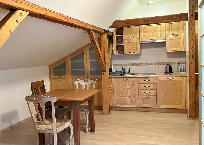 Tarasy Wang Bed & Breakfast 4*